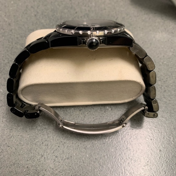 Ladies Chanel J12 automatic watch - Picture 5 of 6